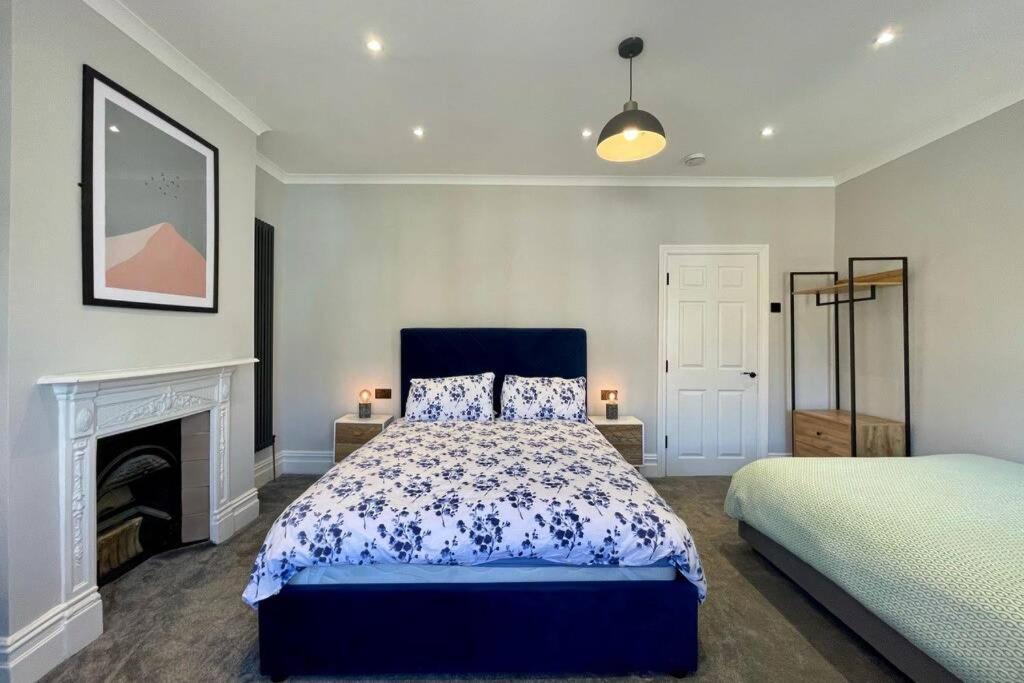 Large House Near Victoria Park For Groups, 10 Mins Bus To City Centre Cardiff Exterior foto